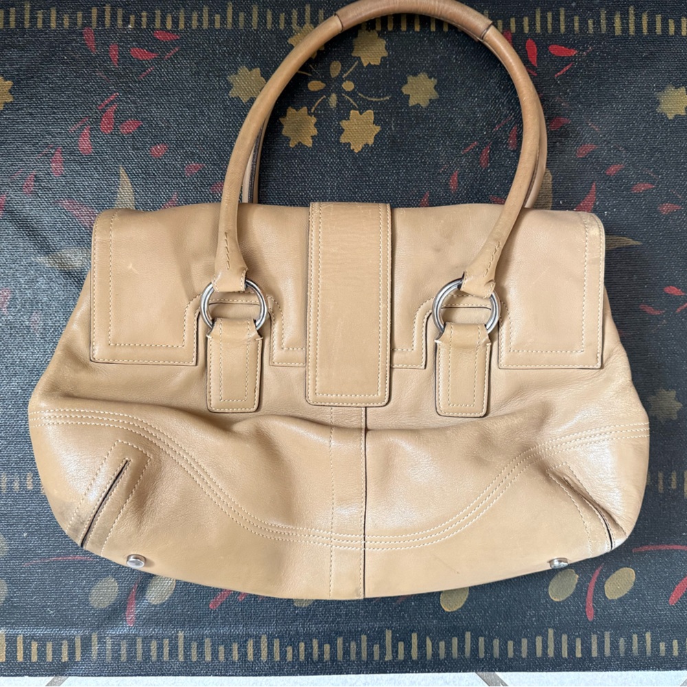 Coach Tan Leather Shoulder Bag - Picture 2 of 8
